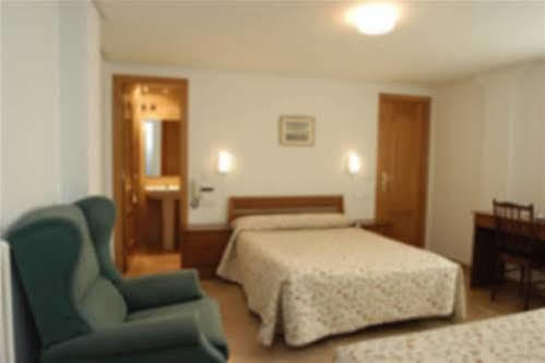 Hostal Aragon Teruel Bagian luar foto